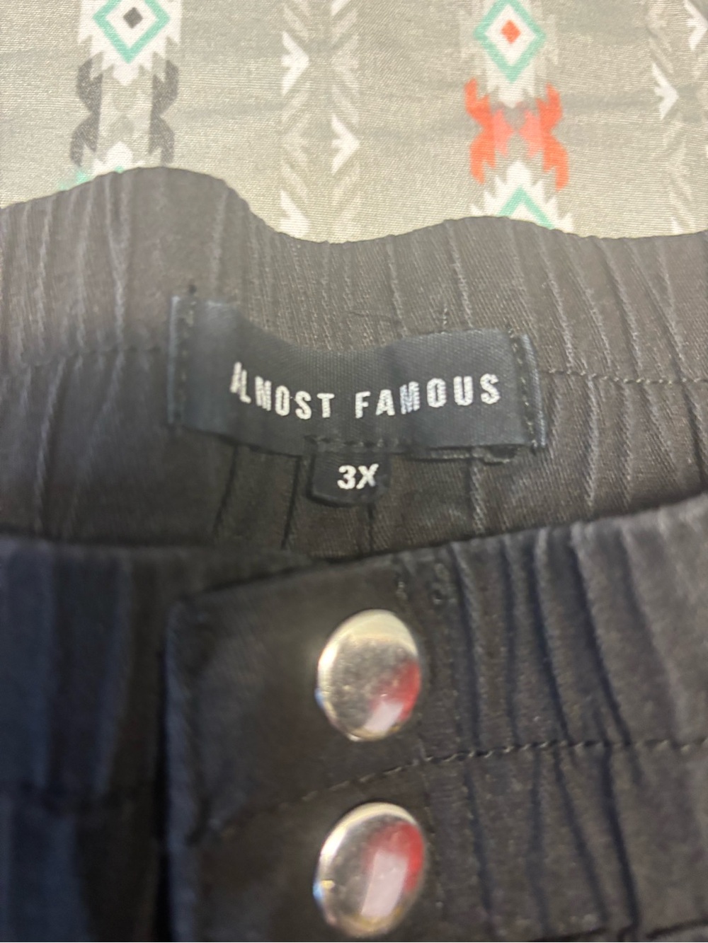 🧩Almost Famous Black Cargo Jogger Pants - Picture 2 of 2
